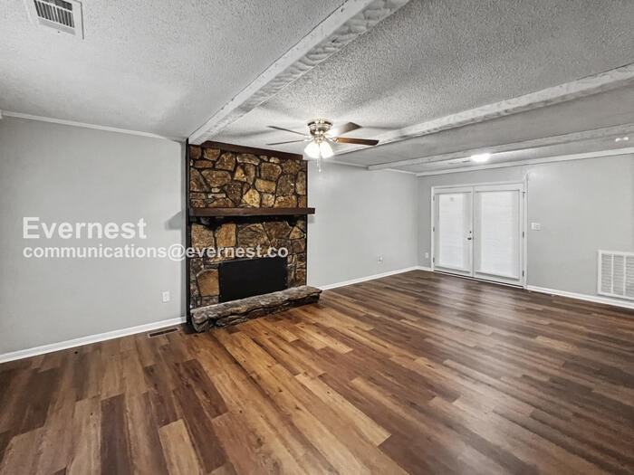 3032 Summit Ridge Dr - Photo 6 of 23