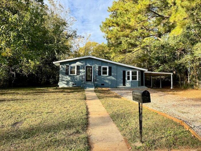 4000 Mcewen Dr Nw - Photo 2 of 21