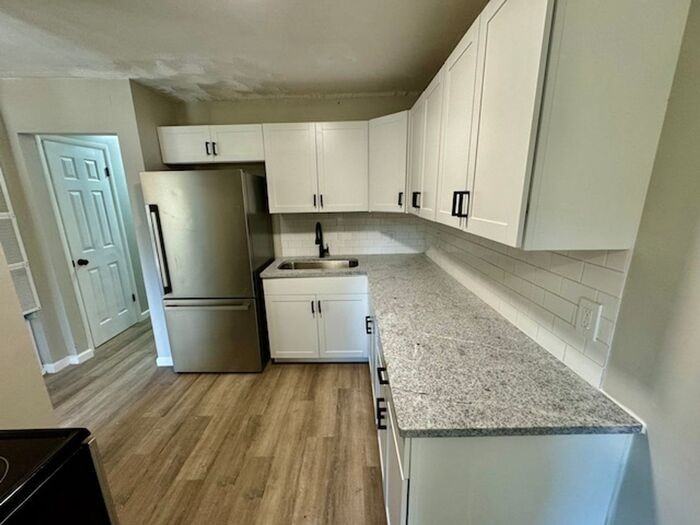 4000 Mcewen Dr Nw - Photo 7 of 21