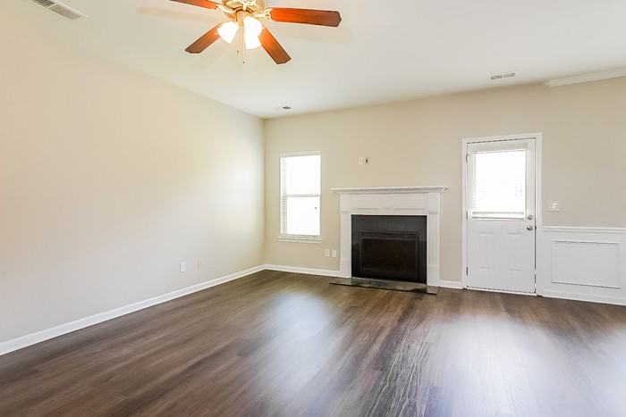 505 Lory Ln - Photo 5 of 13