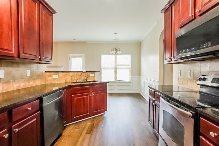 505 Lory Ln - Photo 6 of 13