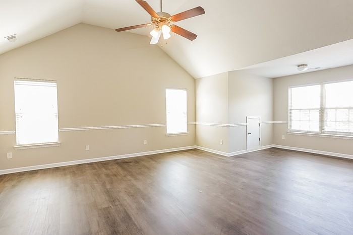 505 Lory Ln - Photo 7 of 13