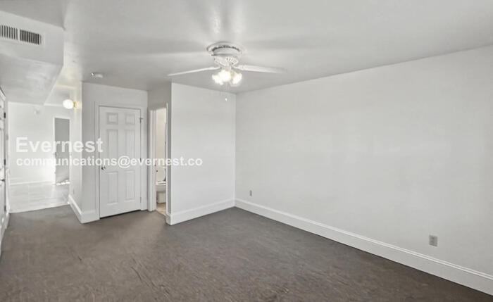 1311 E 31st St #A - Photo 4 of 15