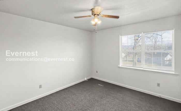 1311 E 31st St #A - Photo 6 of 15