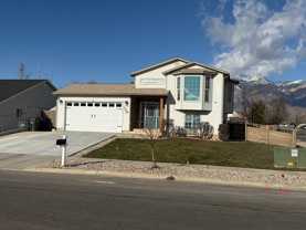 596 En - Photo 1 of 1