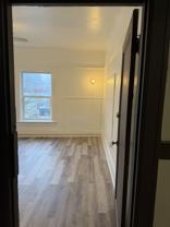 1717 W Burnside St #NA - Photo 1 of 1