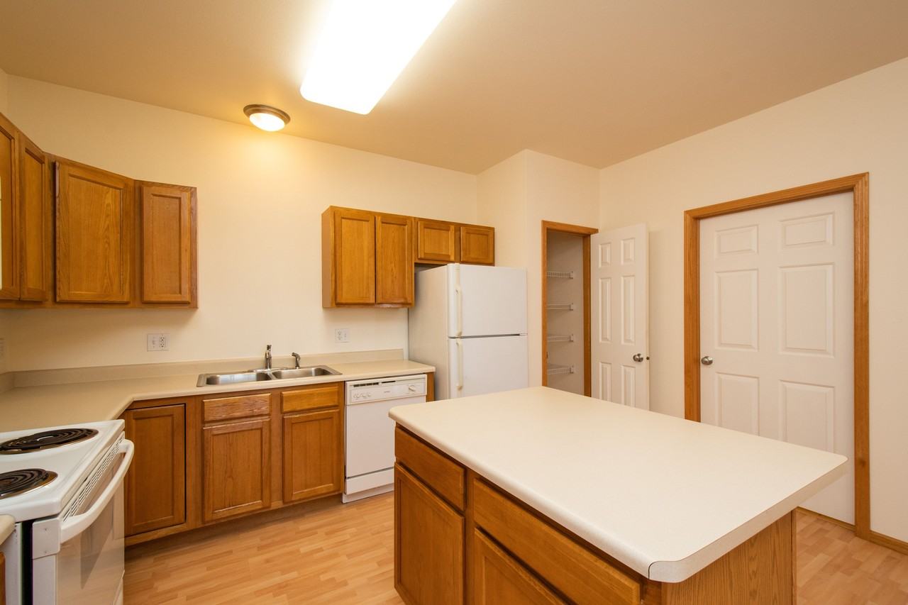 31 Redtail Dr #6 - Photo 3 of 21