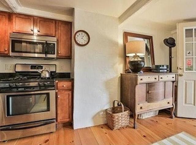 20 Horton St #D - Photo 7 of 37