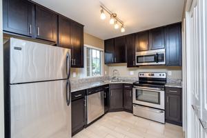 featured image of 205 6th St #1