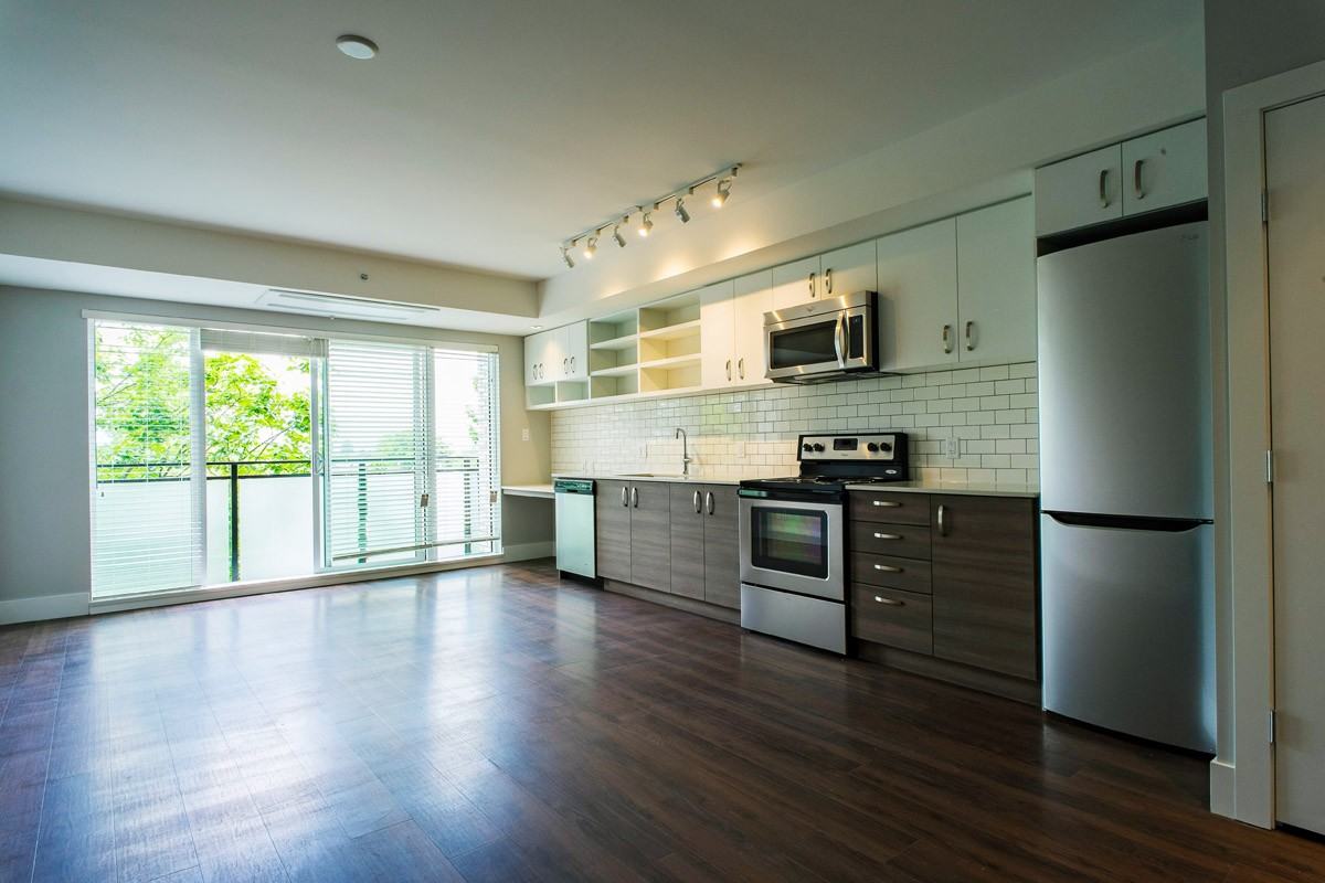 The Robert - Photo 2 of 28