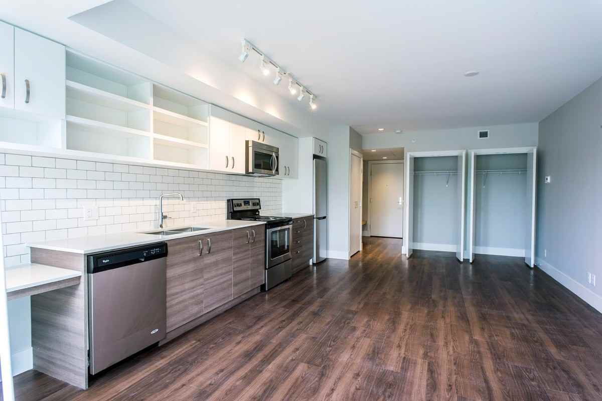 The Robert - Photo 4 of 28