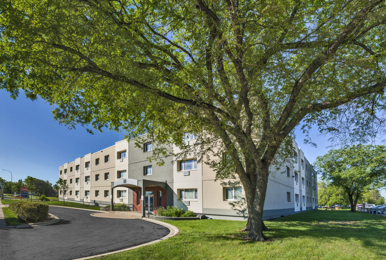 Ridgeview Gardens - Photo 2 of 7