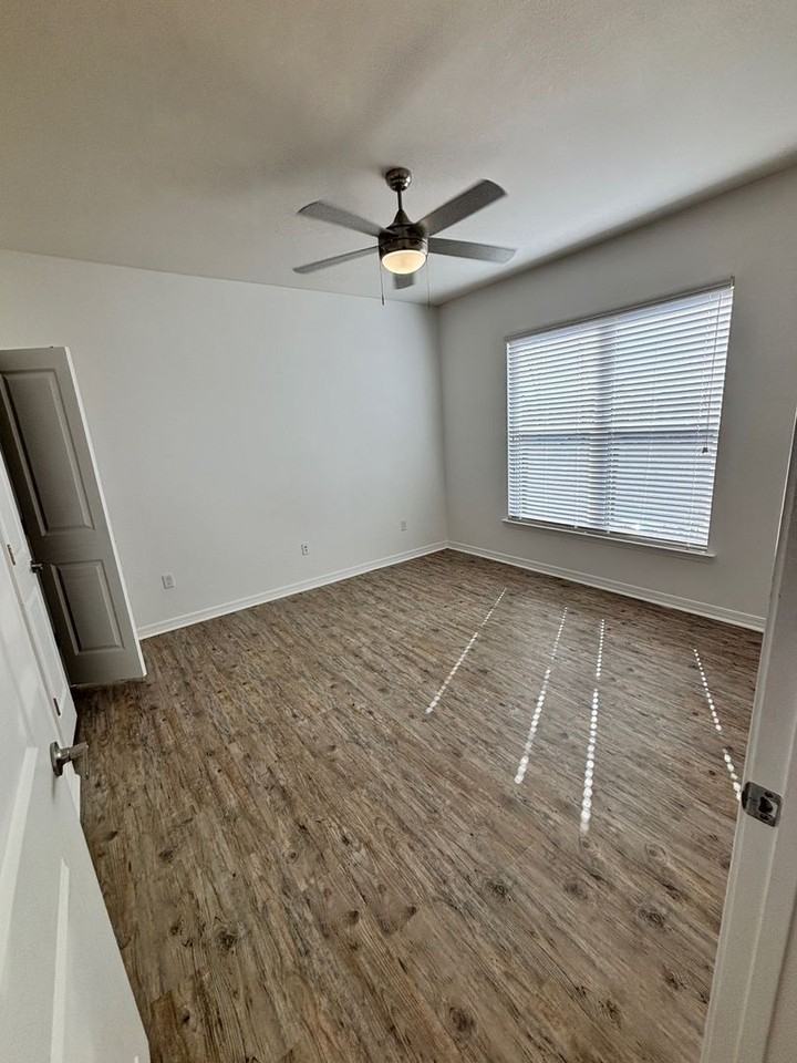 Renaissance Pointe - Photo 3 of 9