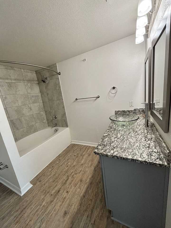 Renaissance Pointe - Photo 7 of 9