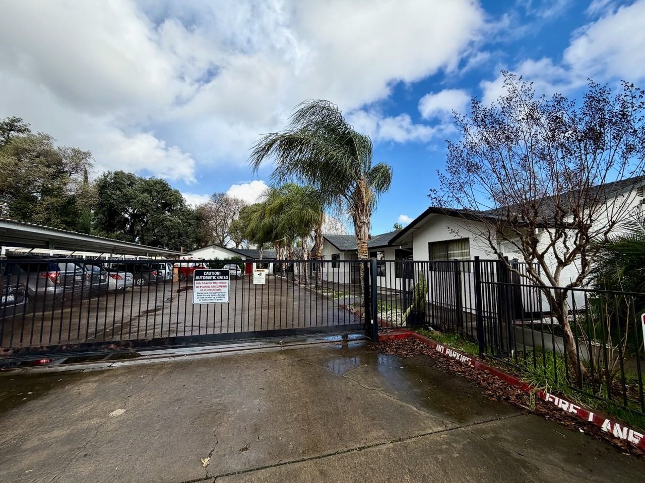 709 Sunset Ave - Photo 3 of 3