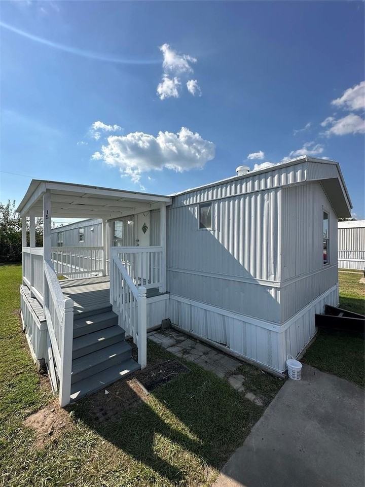 Country Place - Photo 2 of 10