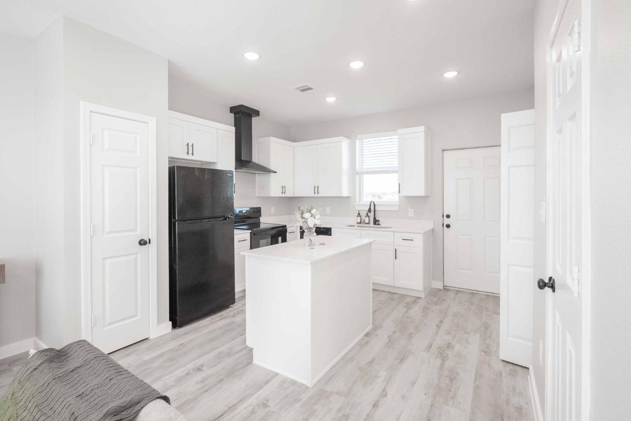 Waller Penick Properties, LLC - Photo 3 of 10