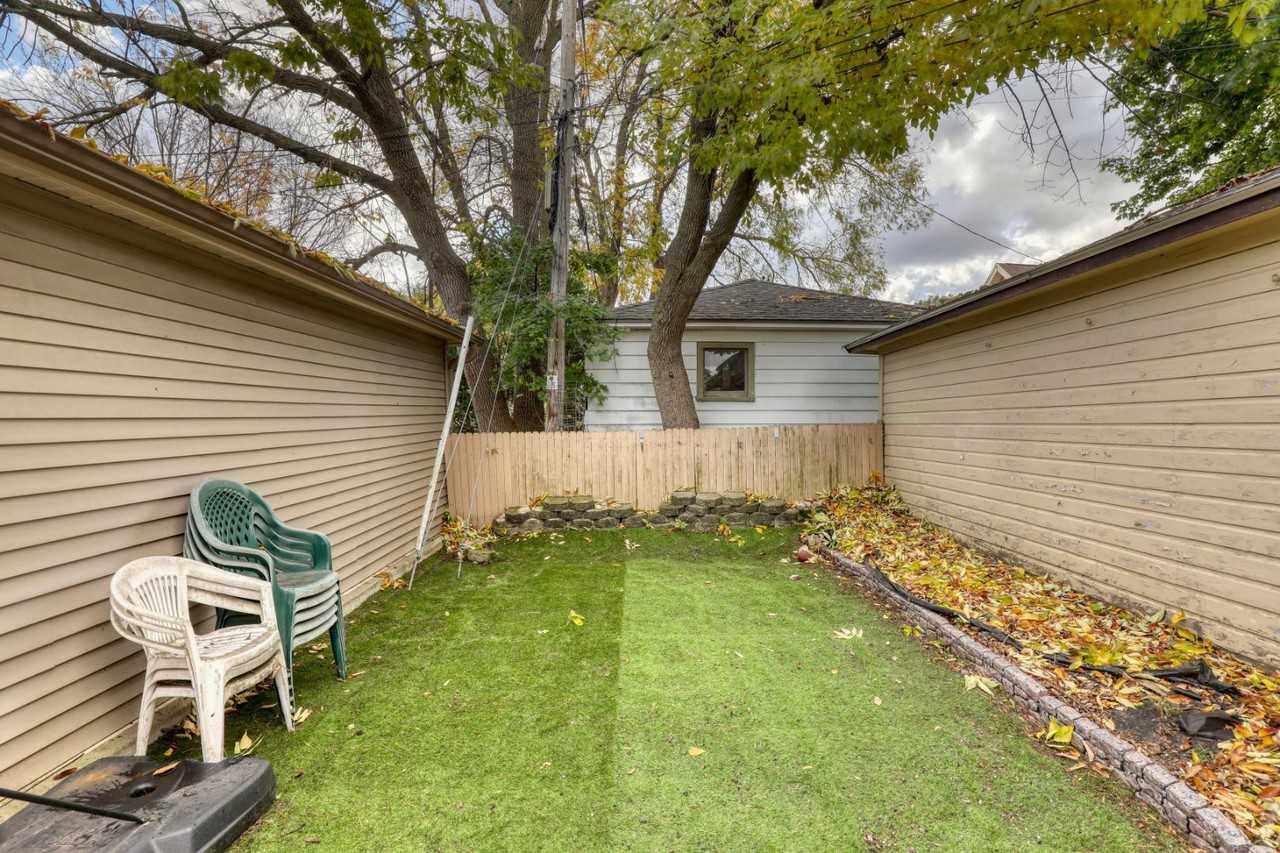 5113 W Wisconsin Ave - Photo 4 of 10