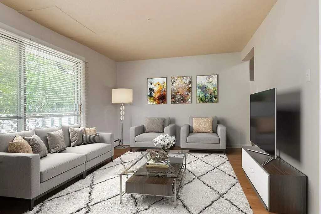 The Executive - Photo 4 of 27