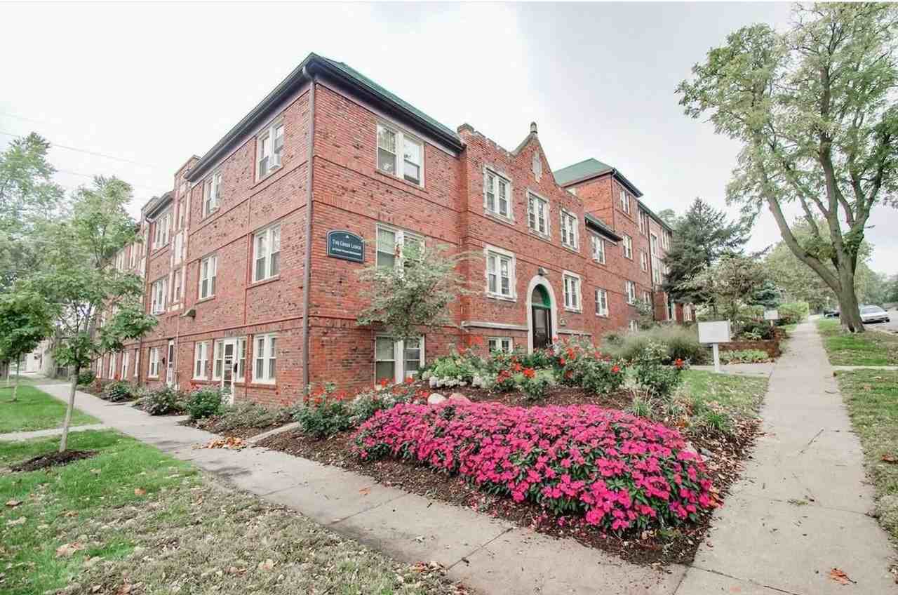 The Green Lodge - Photo 2 of 21