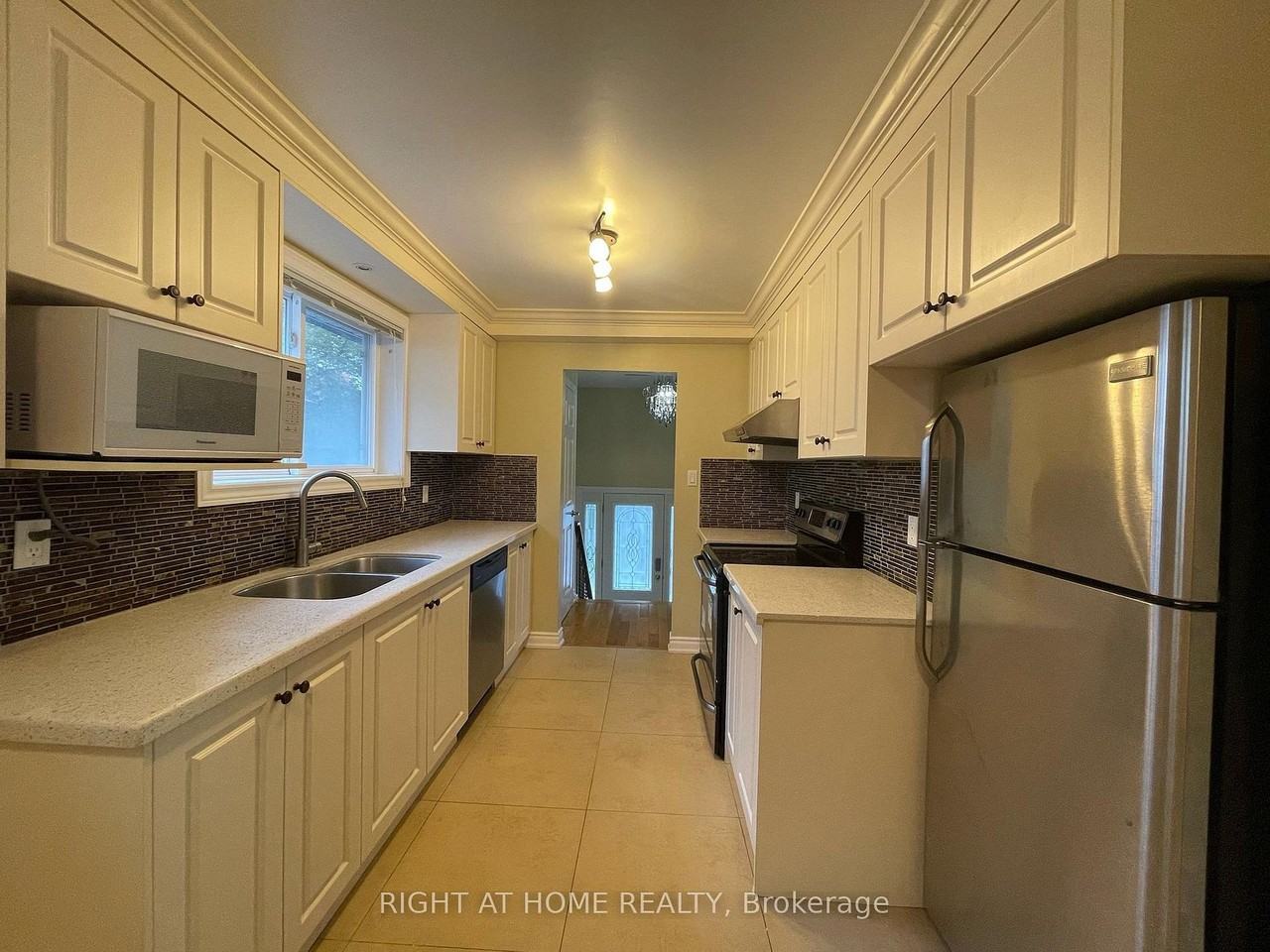 165 Angus Drive - Photo 2 of 11