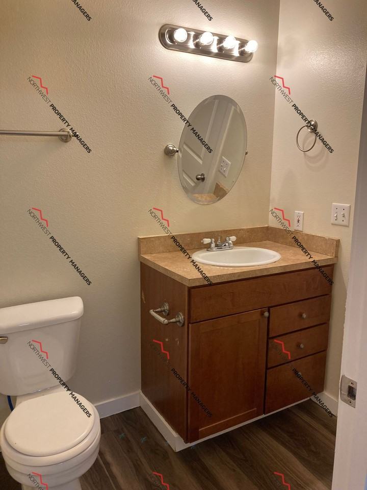 Oasis Apartments - Photo 5 of 33