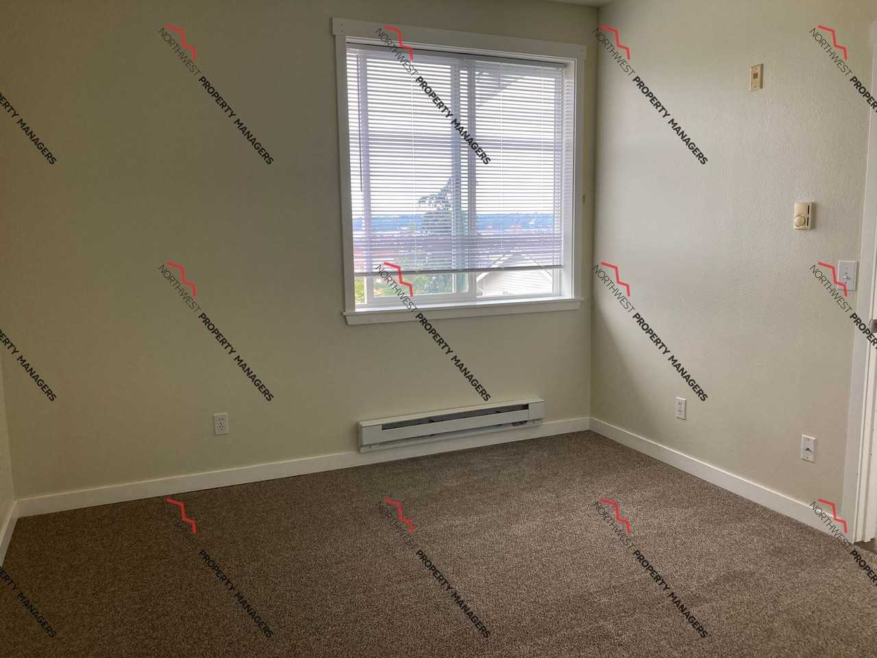 Oasis Apartments - Photo 6 of 33