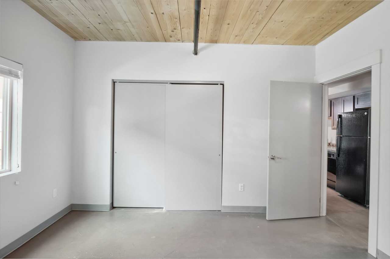 1026 W 1st St Unit B302 #B302 - Photo 6 of 10