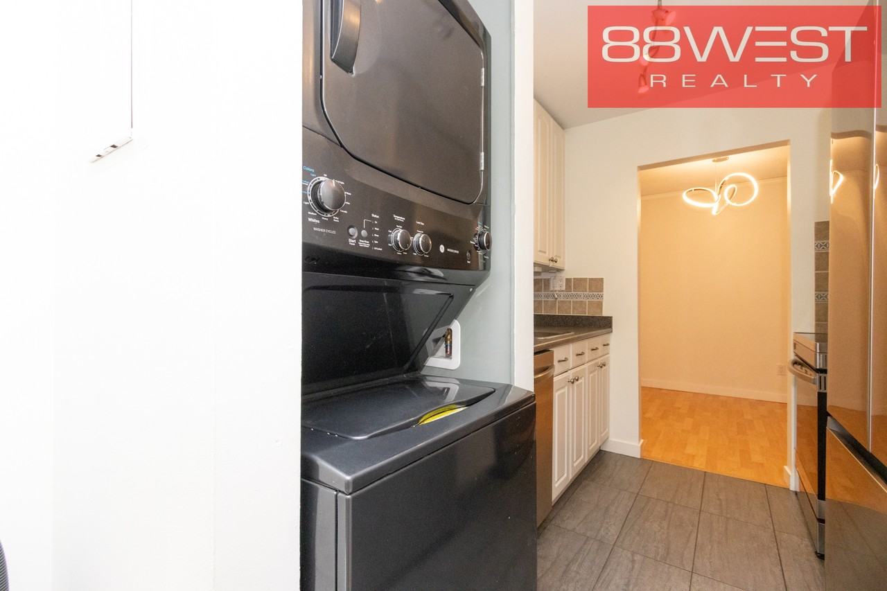 9880 Manchester Drive #209 - Photo 5 of 39