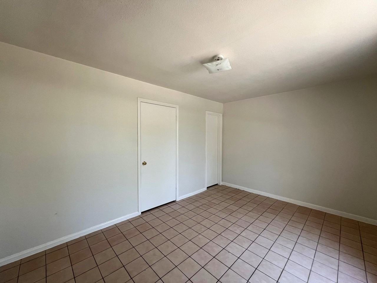 Oasis Escondido - Photo 5 of 18