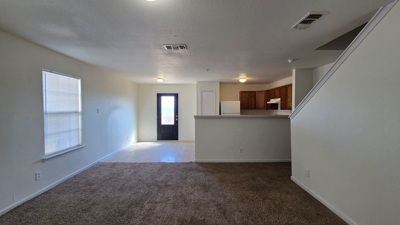 10010 Vasso Vw #1 - Photo 4 of 17