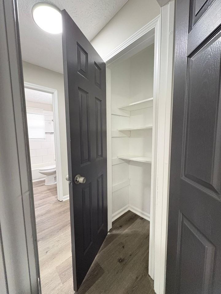 2246 Ransdell St - Photo 4 of 21