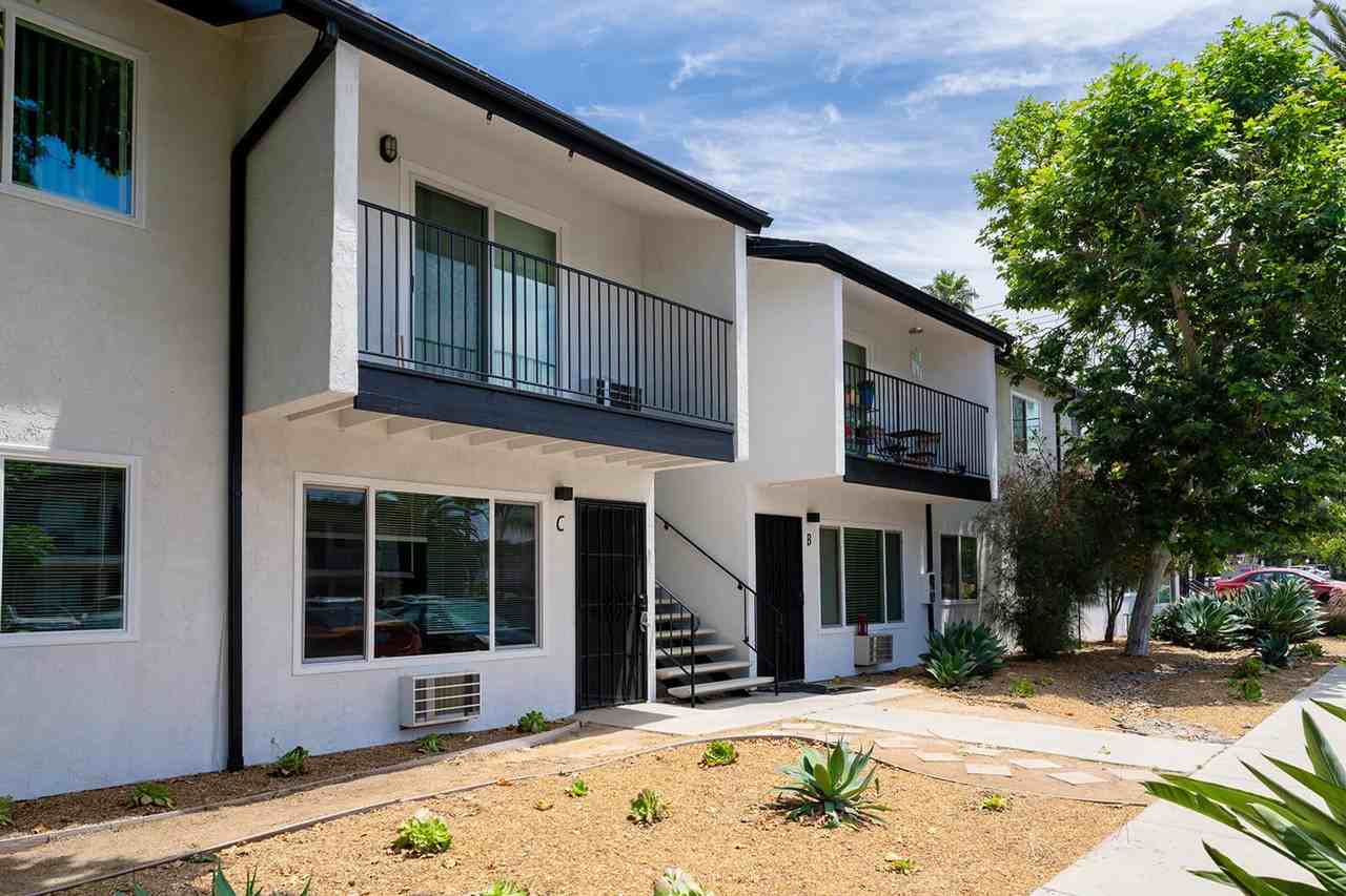 Comfort, Style, and Convenience at Lone Palm Terrace - Photo 6 of 32