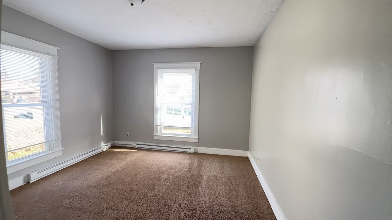 111 111 S Dicks St. - 111 S Dicks St - Photo 5 of 24