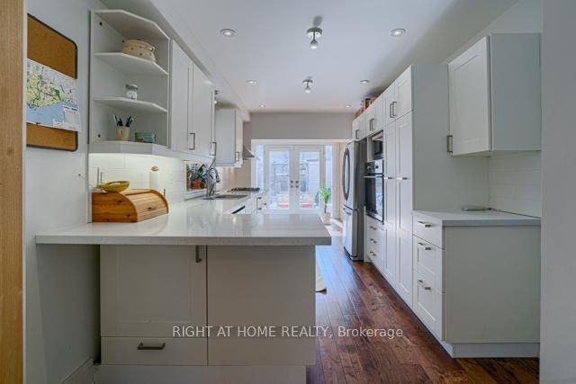 79 Niagara Street - Photo 3 of 27