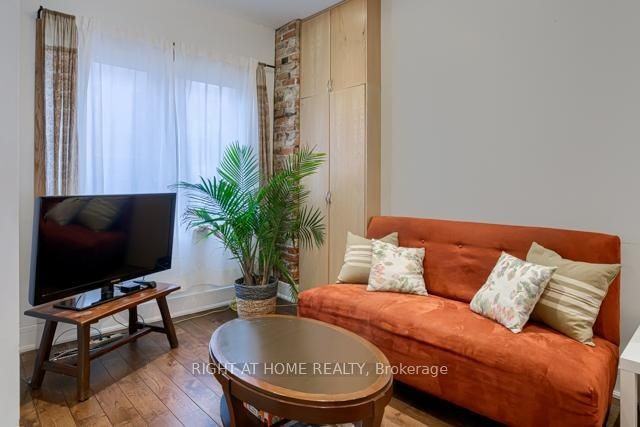 79 Niagara Street - Photo 6 of 27