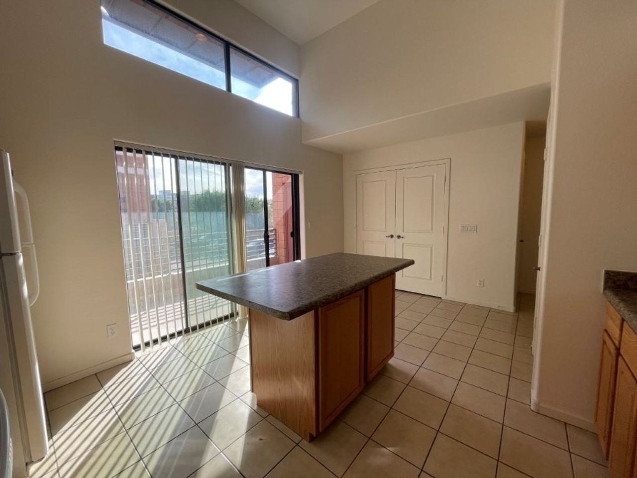 330 S Farmer Ave #128 - Photo 6 of 20