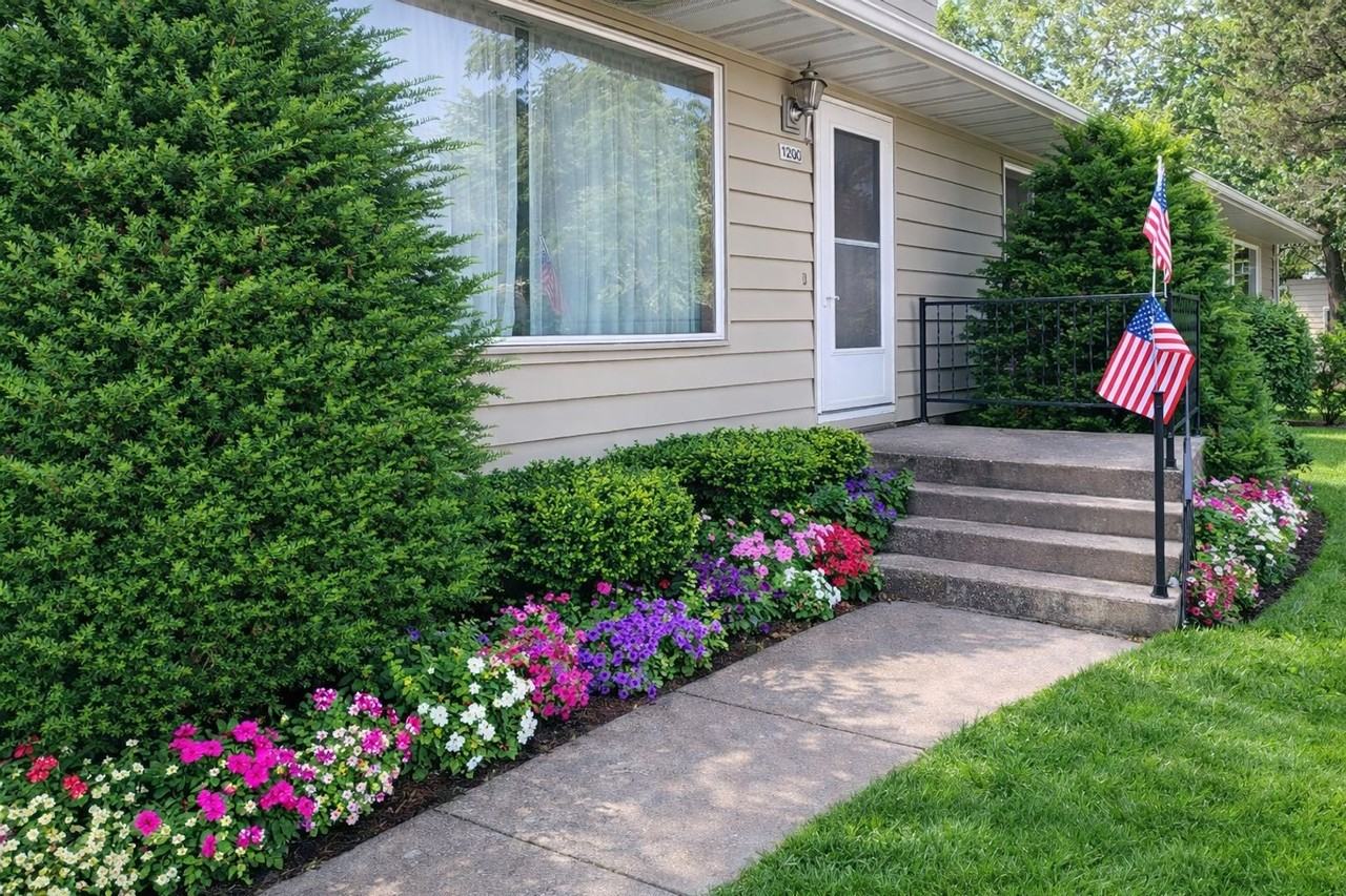 1200 Cedar St - Photo 2 of 50