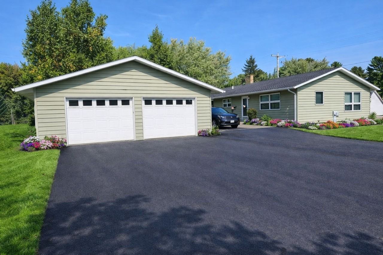 1200 Cedar St - Photo 4 of 50