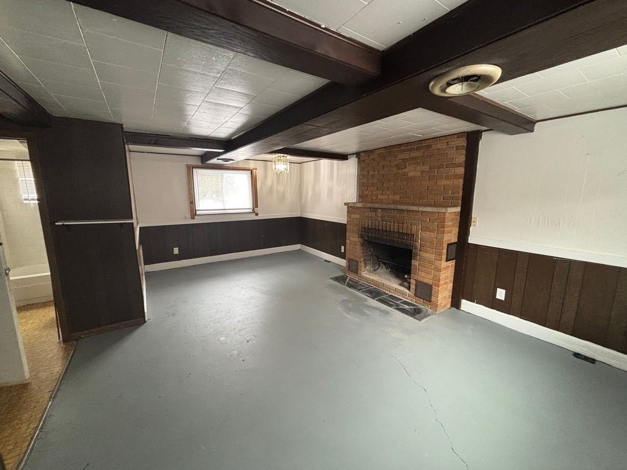 3606 Doyle St - Photo 2 of 15