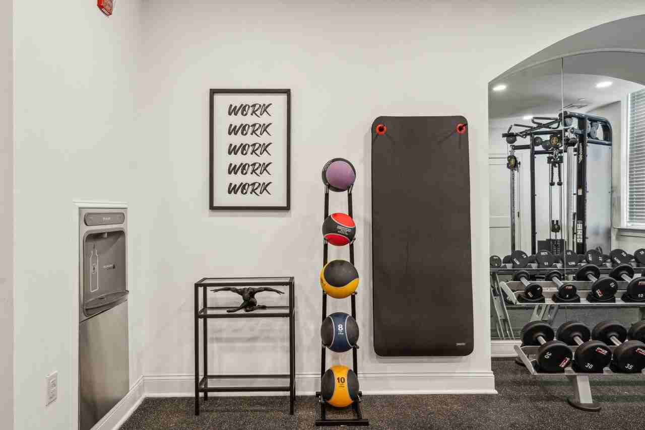 Delancey Place - Photo 7 of 15