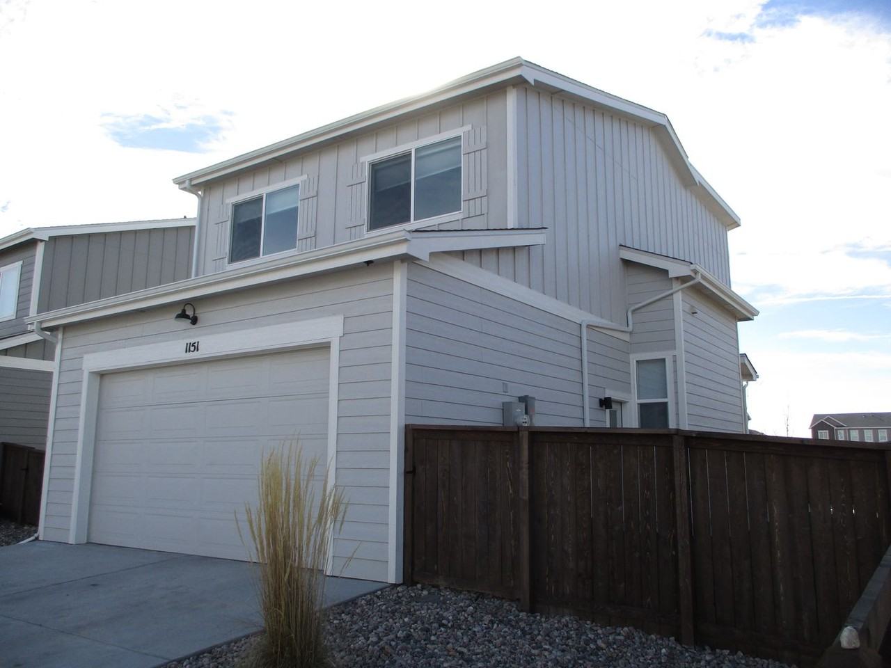 1151 Summit Vista Dr - Photo 2 of 23