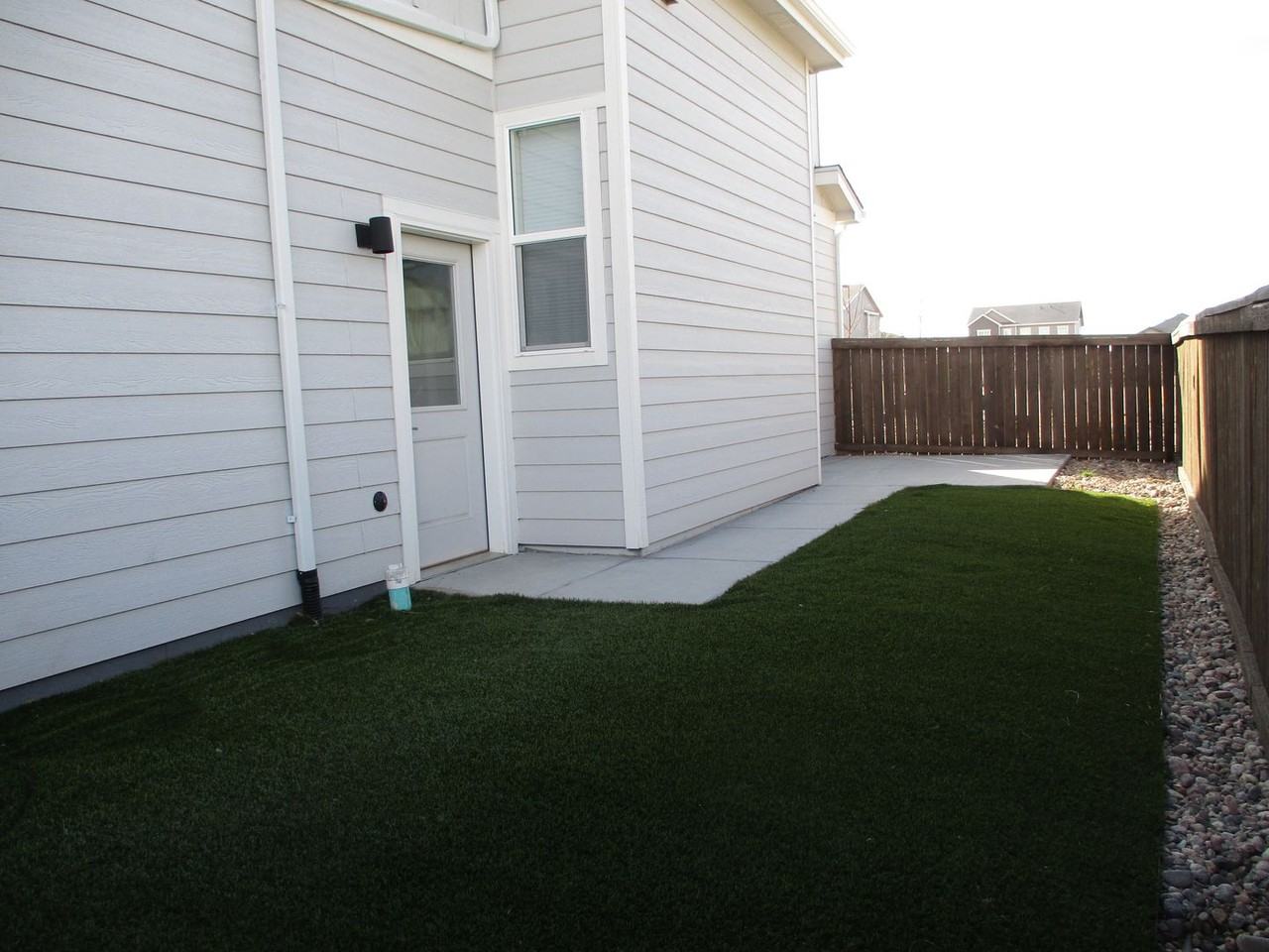 1151 Summit Vista Dr - Photo 3 of 23