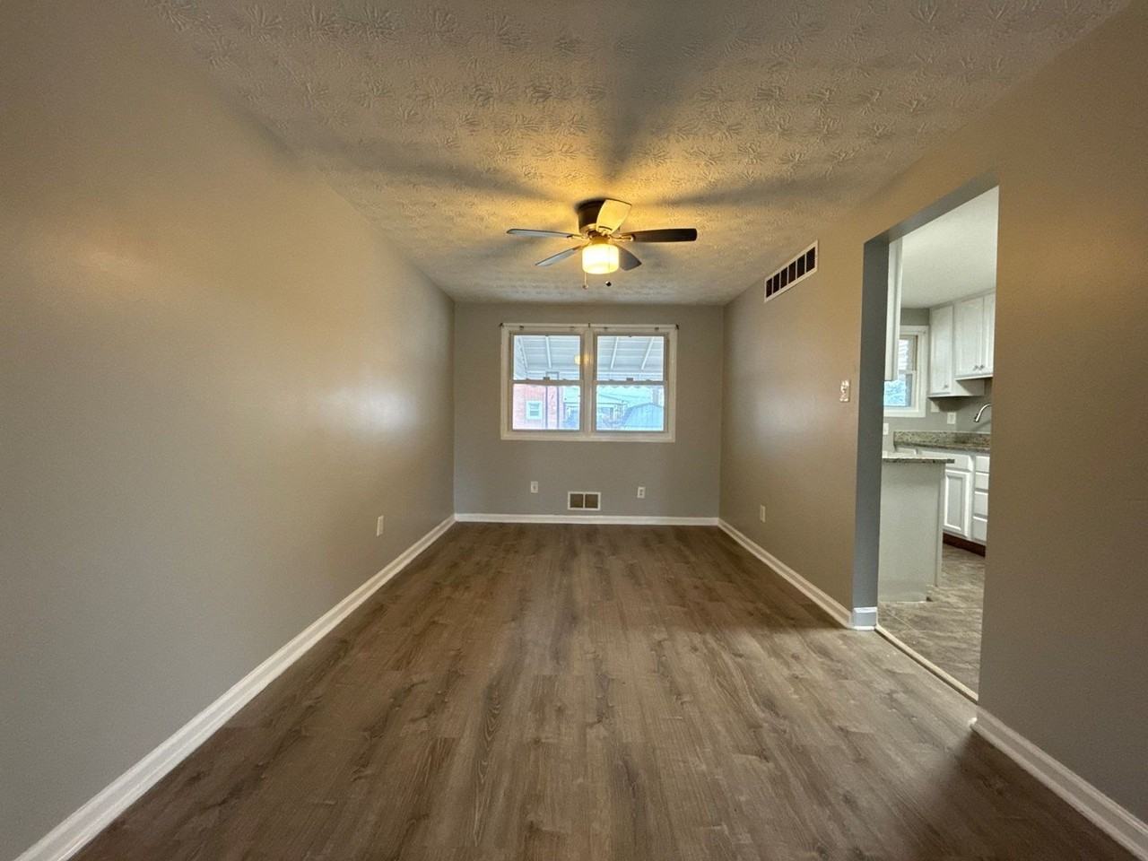 1005 Kayden Ln - Photo 4 of 13