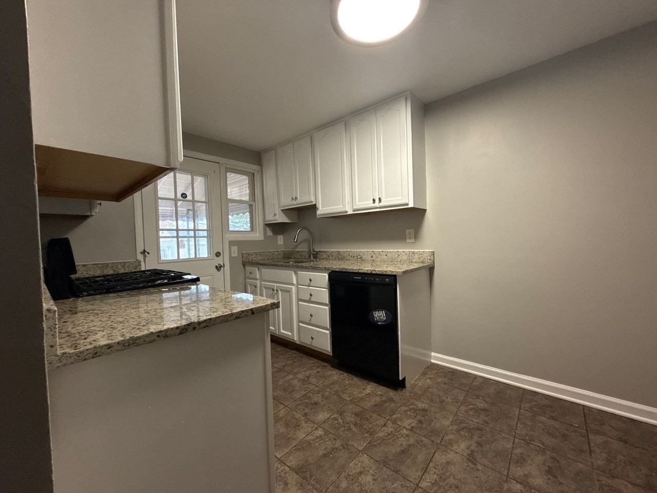 1005 Kayden Ln - Photo 5 of 13