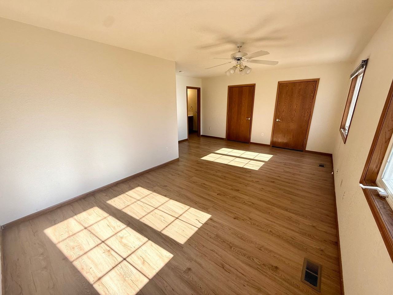 1780 E 18th St - Photo 7 of 23