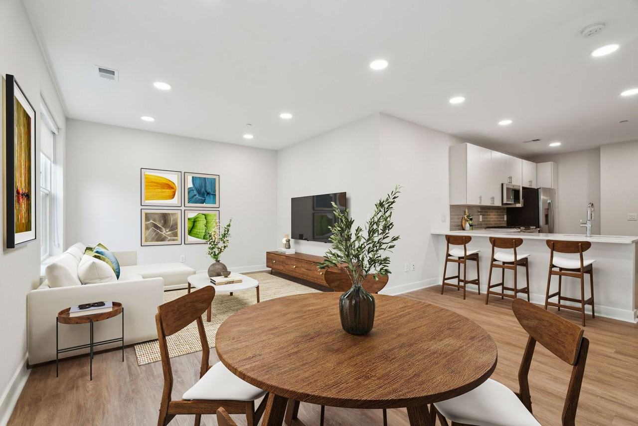 The Elm - Photo 6 of 50