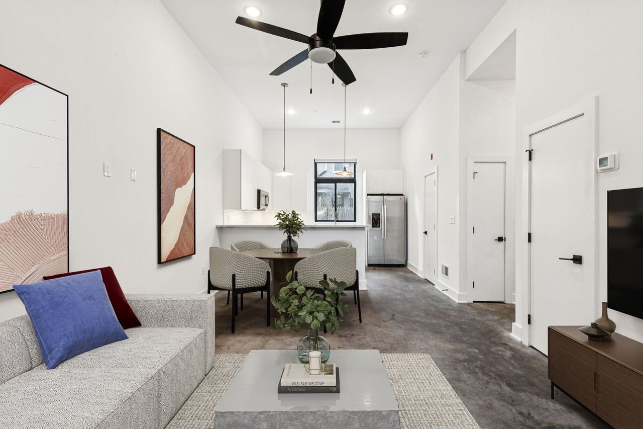 The Corinthian - Photo 7 of 11