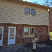 featured image of 24 Lakeview Cir