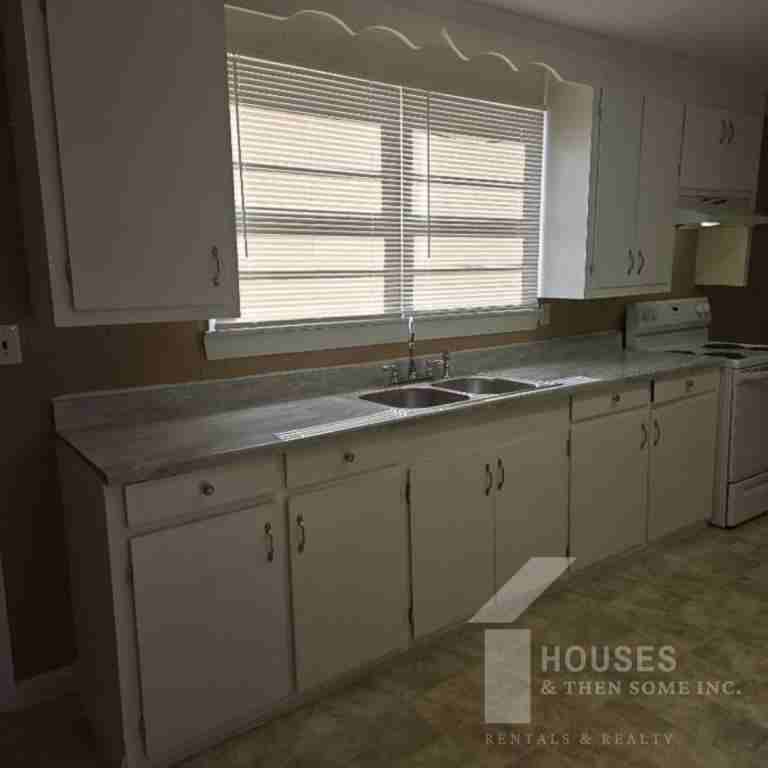 24 Lakeview Cir - Photo 5 of 14